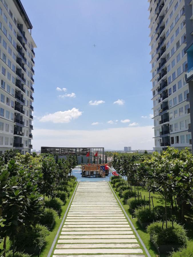 Bsp21 Apartment Jenjarum Exterior photo